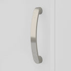 Pensile a muro 28W x 16D x 24H con ante e ripiani regolabili – Grado commerciale