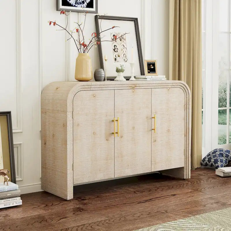 Credenza Curva Retrò Minimalista con Maniglie Dorate e Divisori Regolabili per Soggiorno o Sala da Pranzo